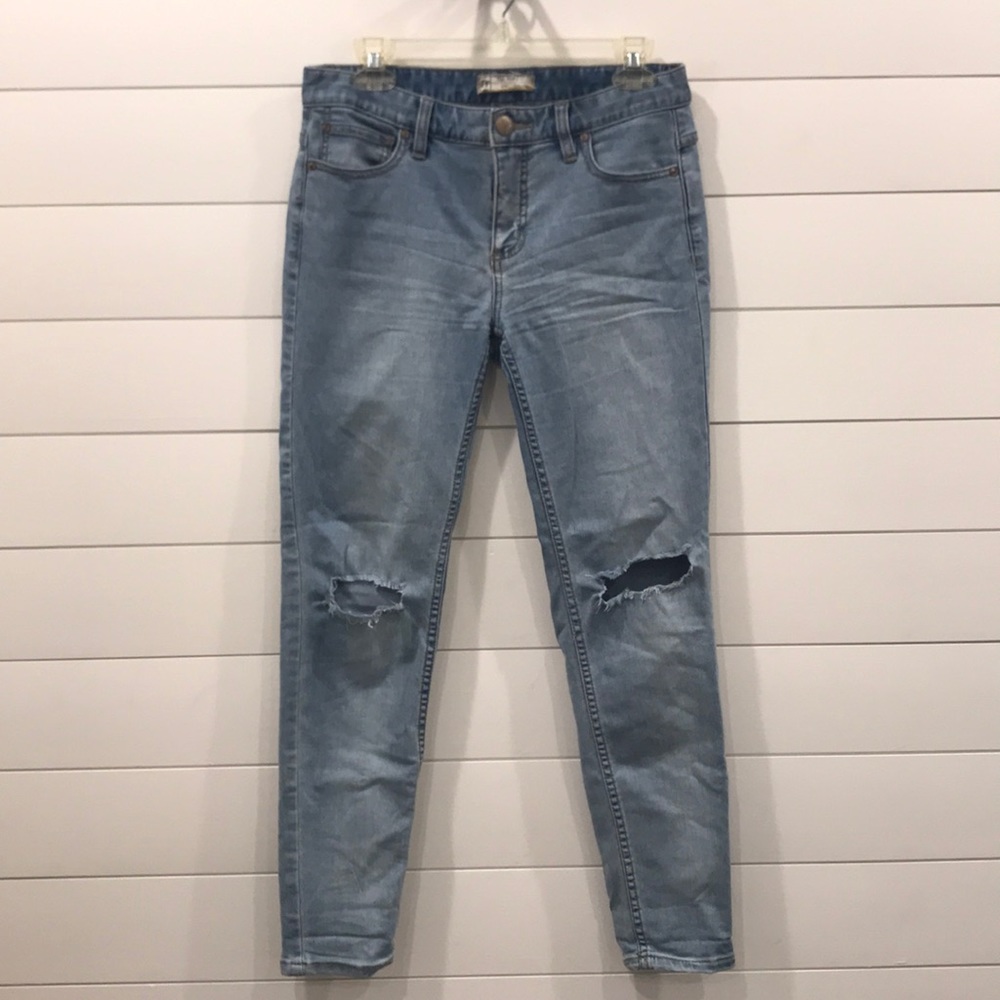 Free People Light Wash Skinny Jeans